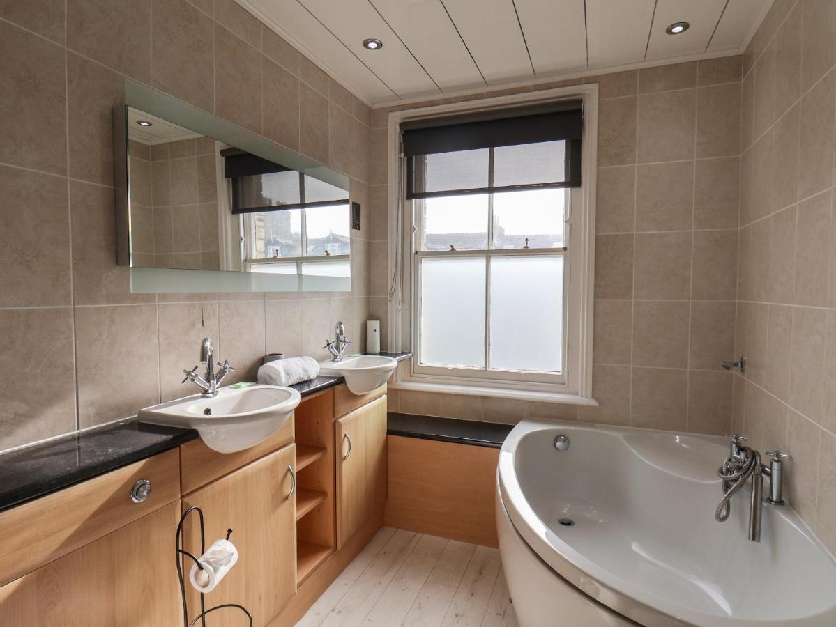 Sunnyvale House Villa Whitby Buitenkant foto